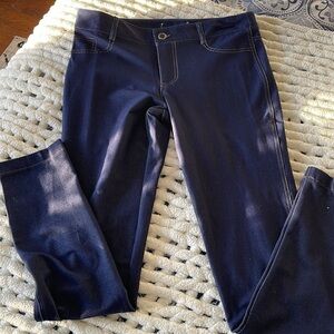 Members‎ only NEW faux denim leggings. Faux pockets. Zipper,button closure. NWOT